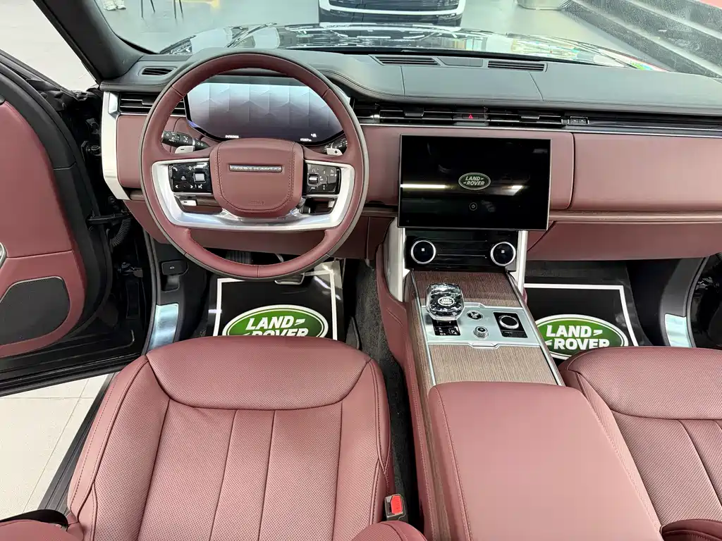 Land Rover Range Rover 2023 — фото 11