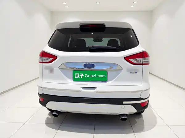 Ford Kuga 2015