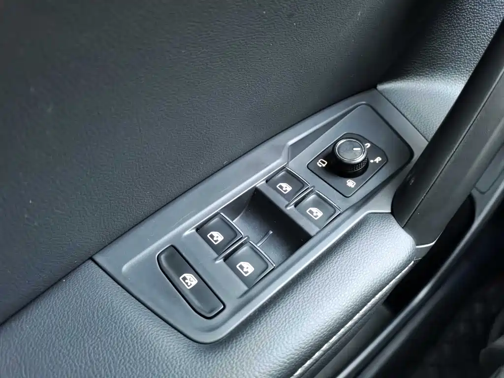 Volkswagen Tiguan L 2019 — фото 19
