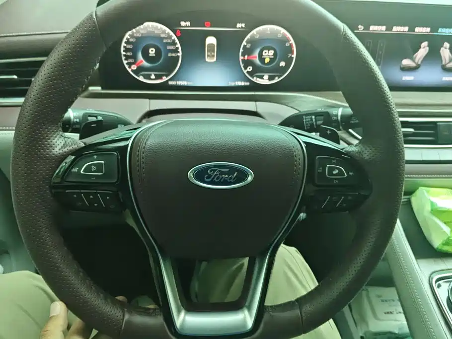 Ford Territory 2021 — фото 15