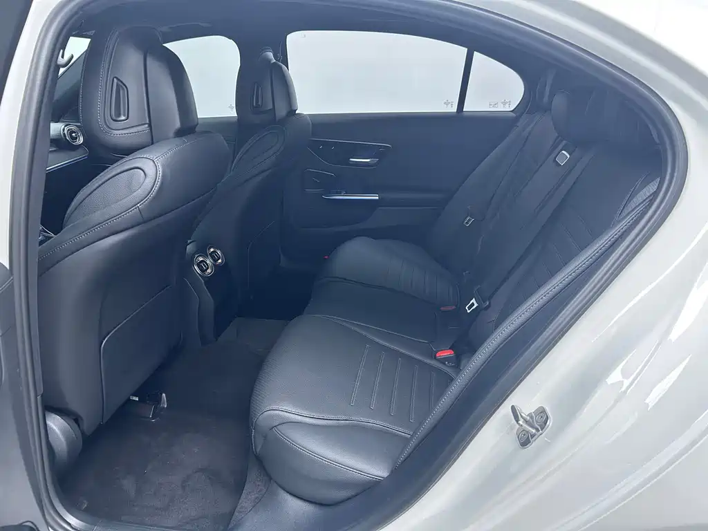 Mercedes-Benz C-Class 2023