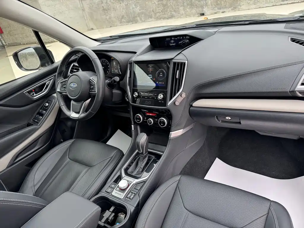 Subaru Forester 2022 — фото 26