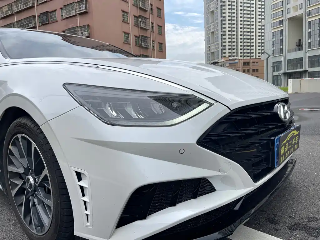 Hyundai Sonata 2021 — фото 30