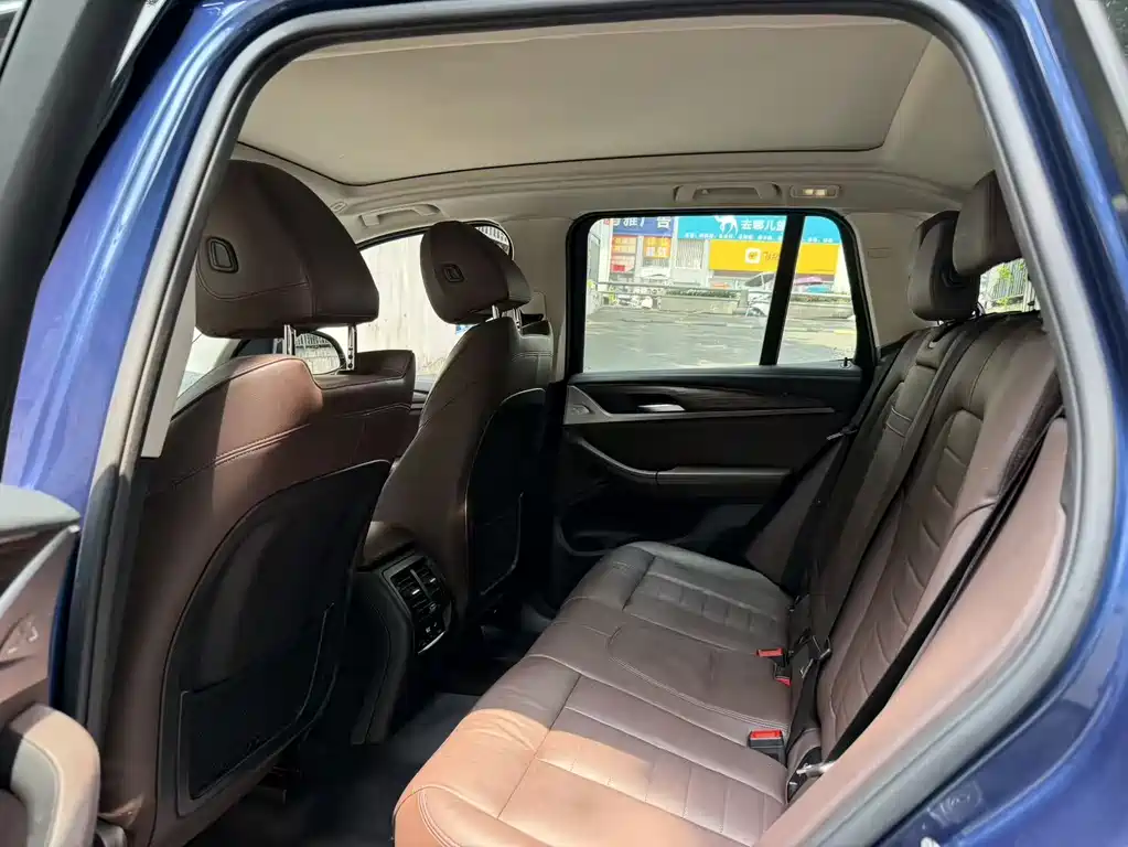 BMW X3 2019 — фото 10