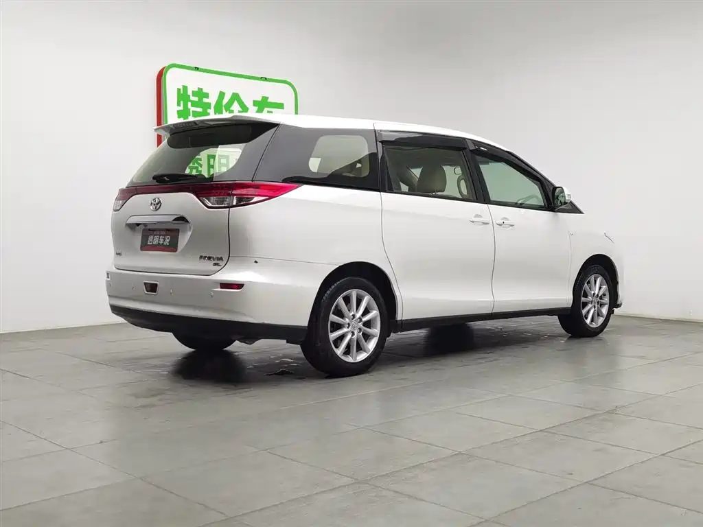 Toyota Previa 2019 — фото 3