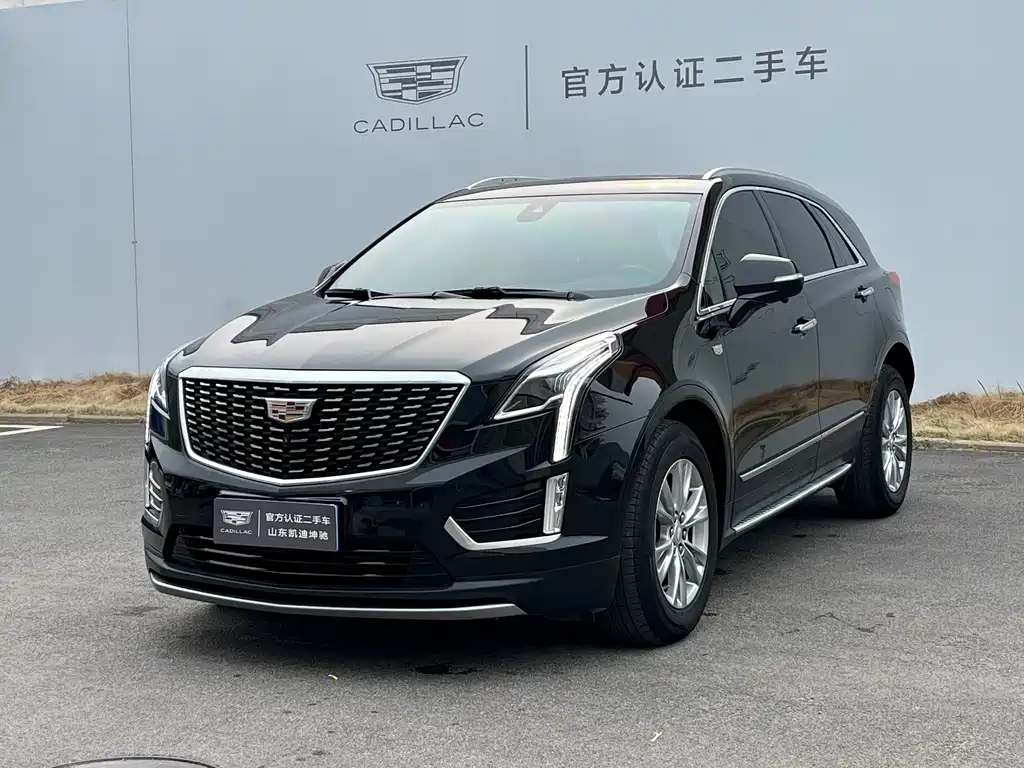 Cadillac XT5 2021 — фото 1