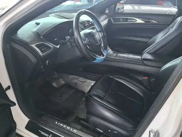 Lincoln MKZ 2019