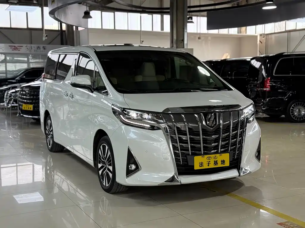 Toyota Alphard 2019 — фото 3