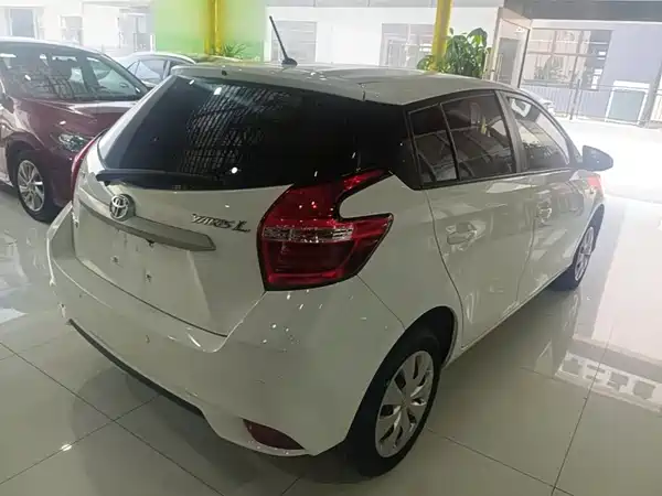 Toyota Yaris L 2019