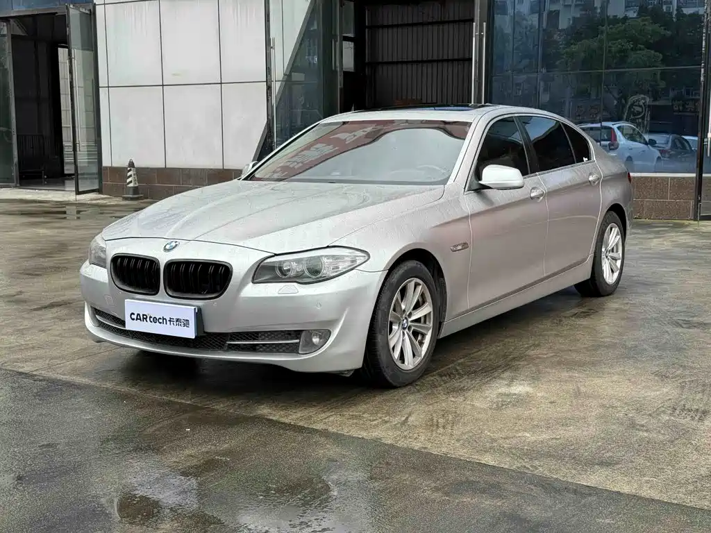 BMW 5 Series 2011
