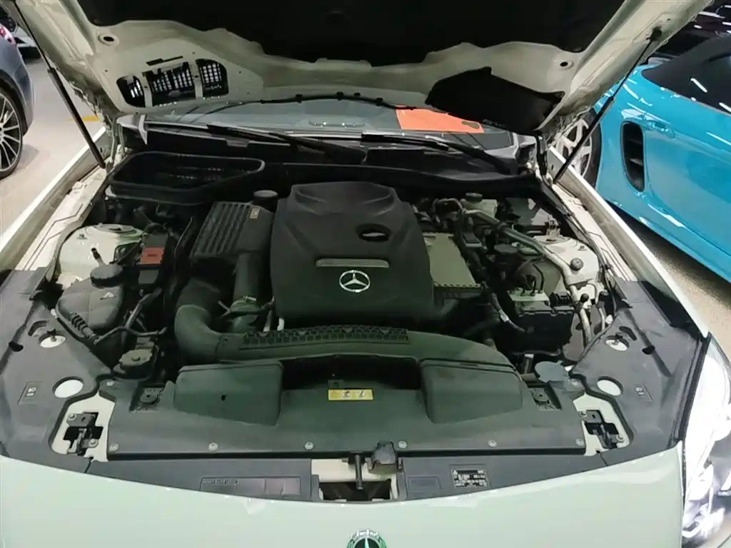 Mercedes-Benz SLC 2017 — фото 20