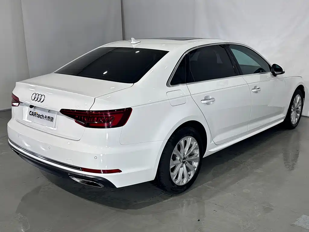 Audi A4L 2019 — фото 19