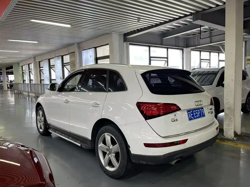 Audi Q5 2017 — фото 10
