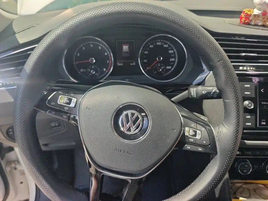 Volkswagen Tiguan L 2019 — фото 15