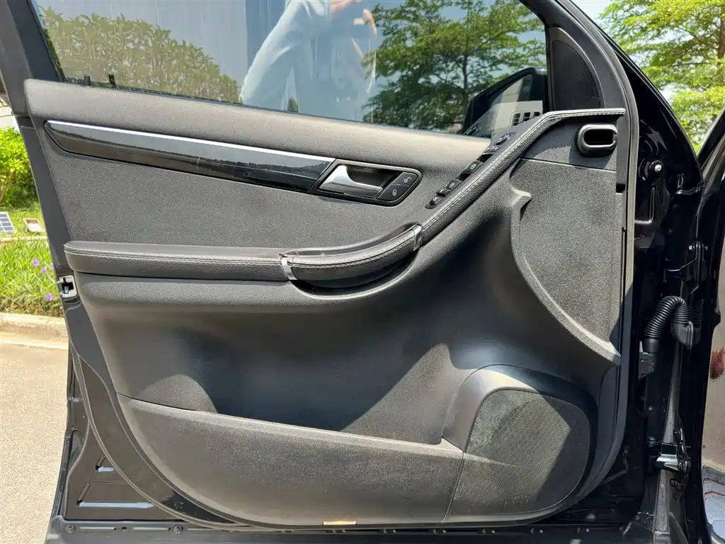 Mercedes-Benz R-Class 2015 — фото 20
