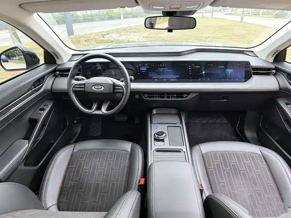 Ford Mondeo 2023
