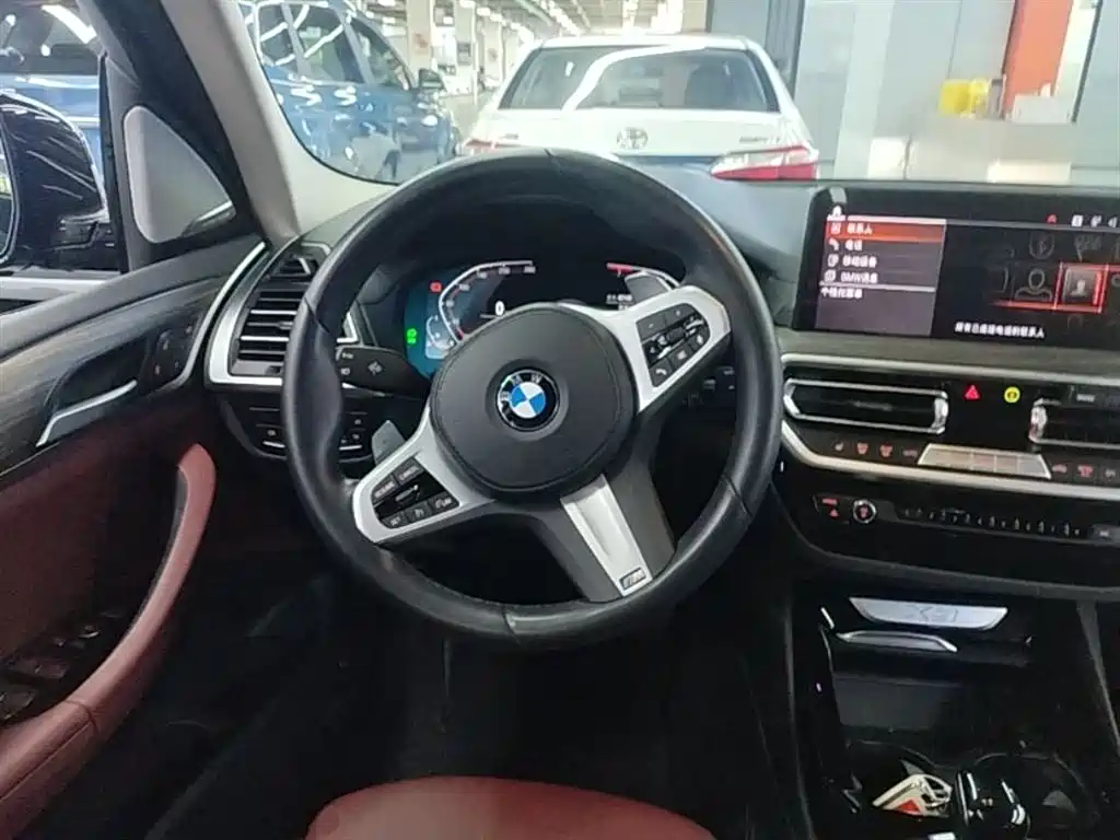 BMW X3 2022 — фото 11