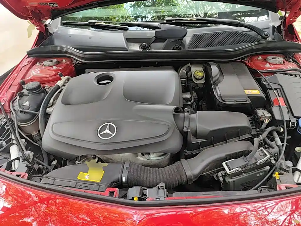 Mercedes-Benz A-Class 2016 — фото 20