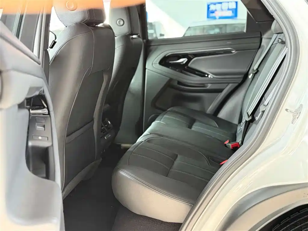 Land Rover Range Rover Evoque 2019 — фото 21