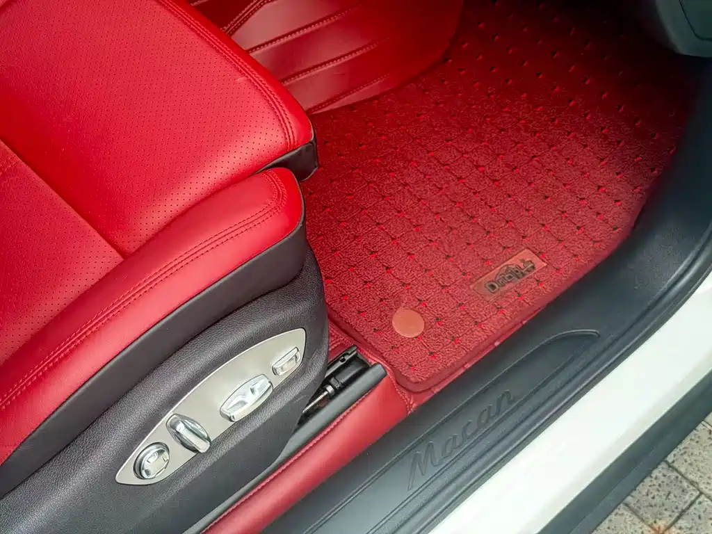Porsche Macan 2021 — фото 13