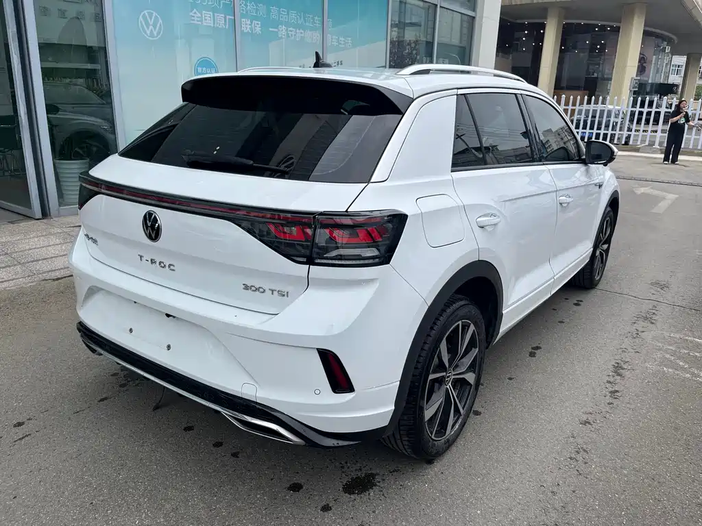 Volkswagen T-Roc 2024