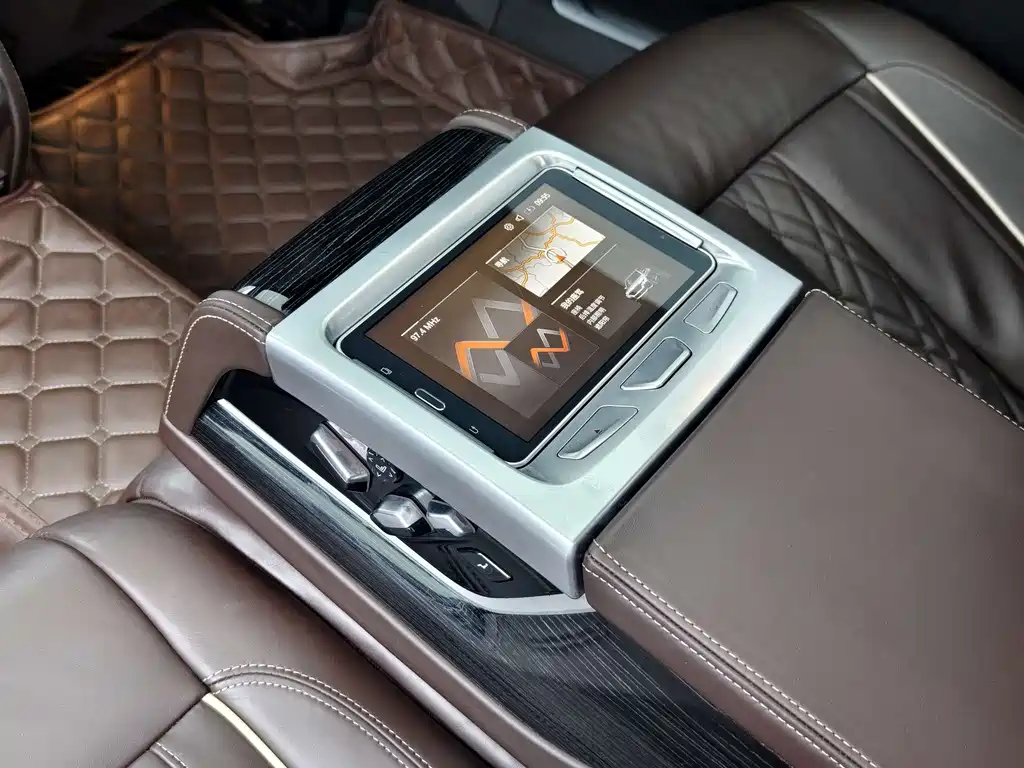 BMW 7 Series 2022 — фото 17