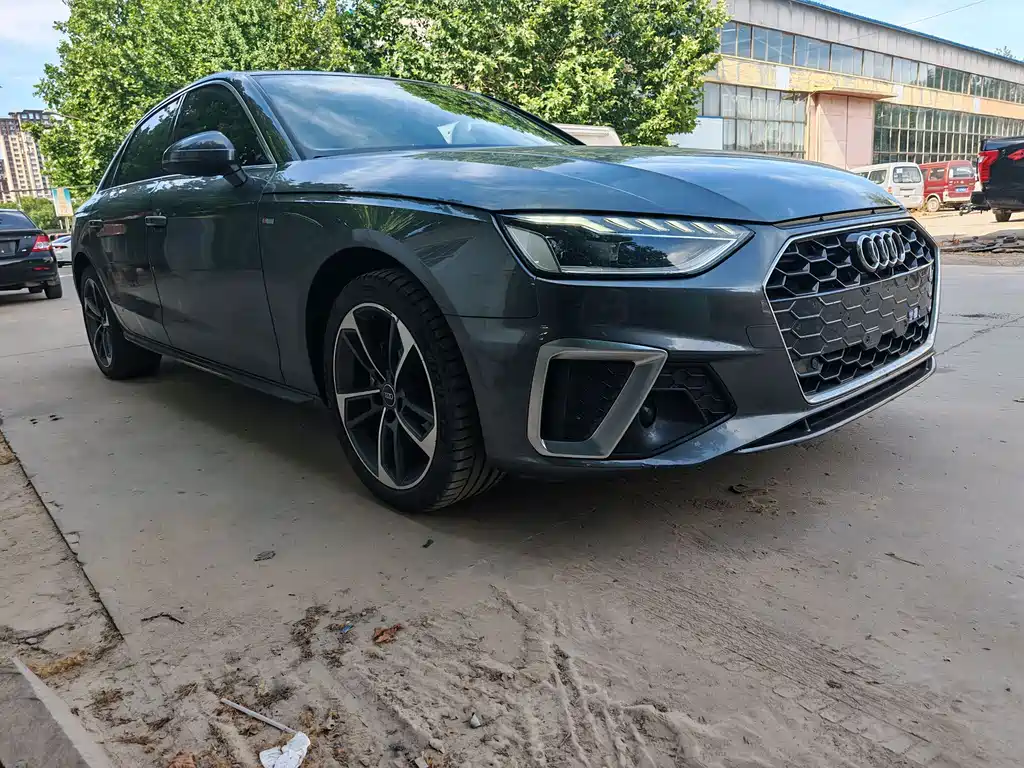 Audi A4L 2023