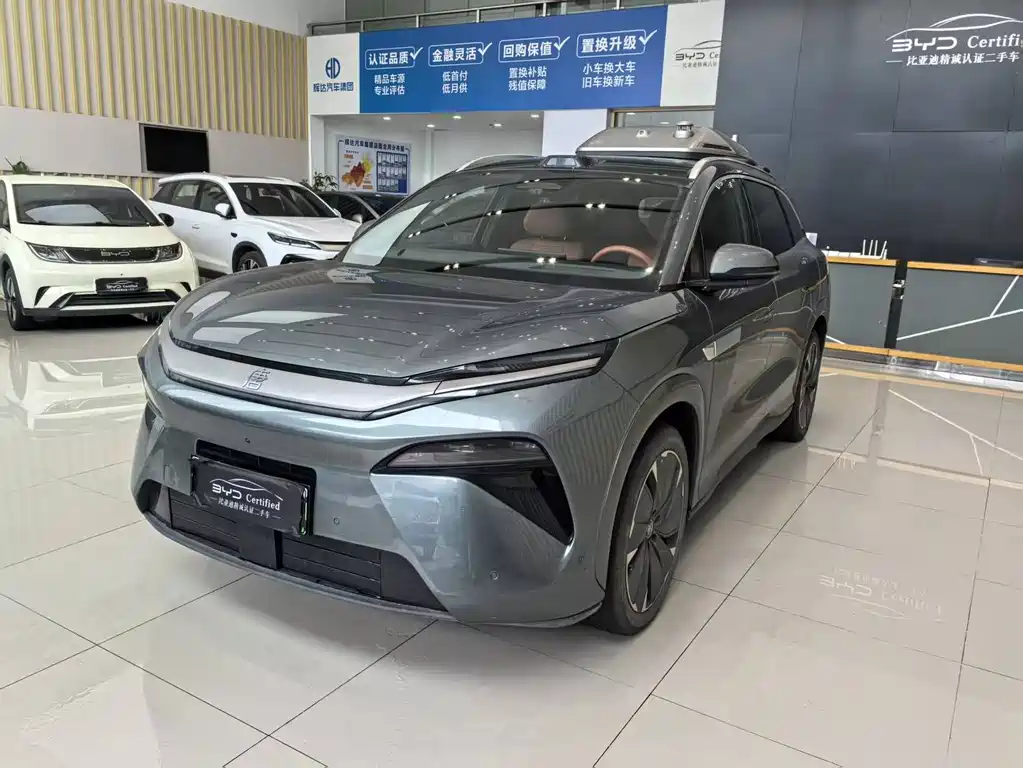 BYD Tang L 2025 — фото 1
