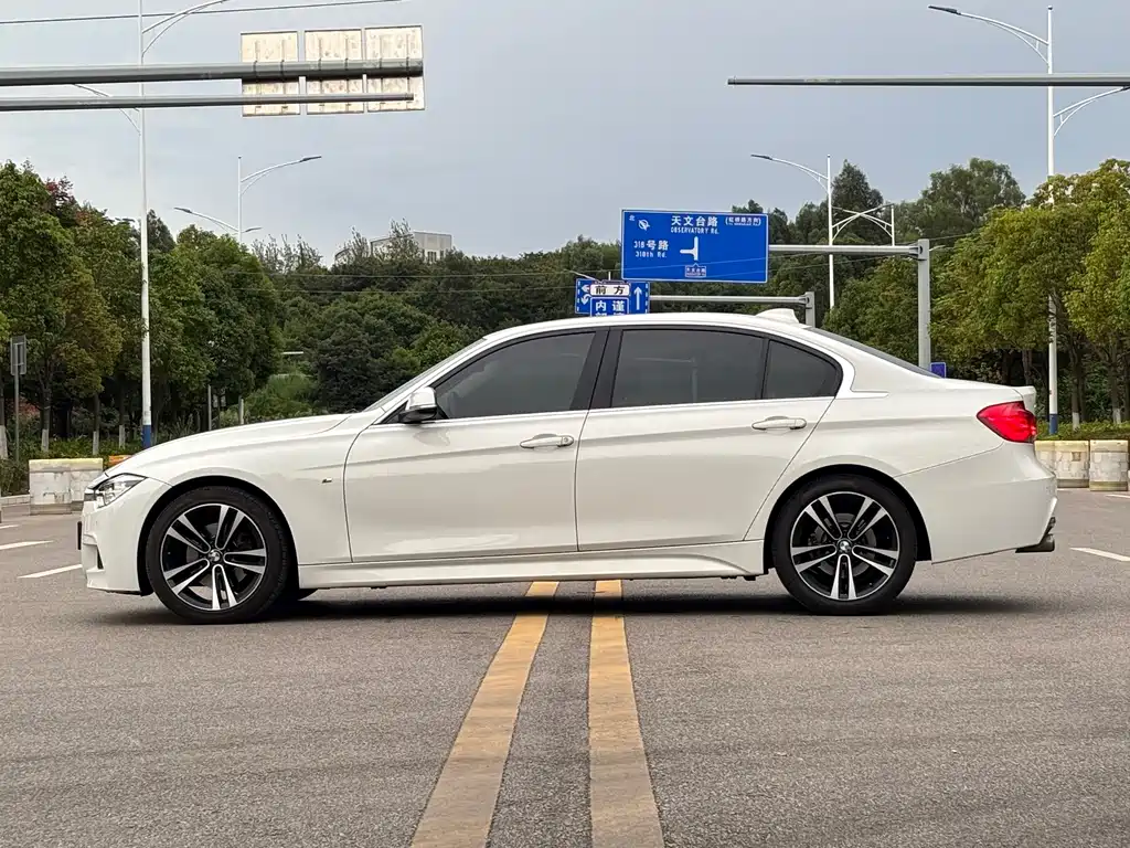 BMW 3 Series 2019