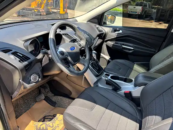 Ford Kuga 2013