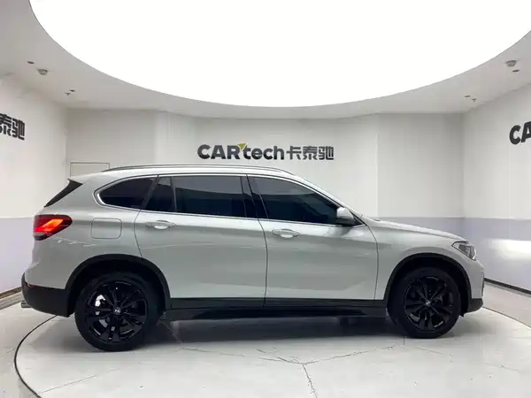 BMW X1 2021
