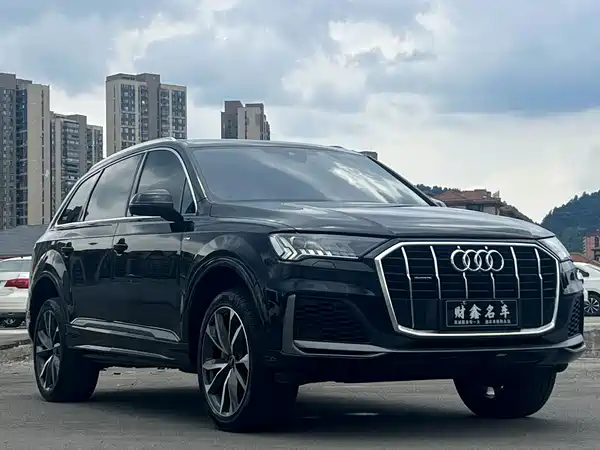 Audi Q7 2023