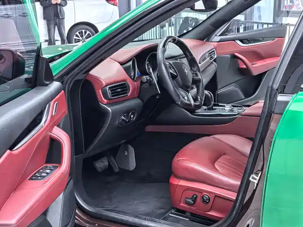 Maserati Levante 2016