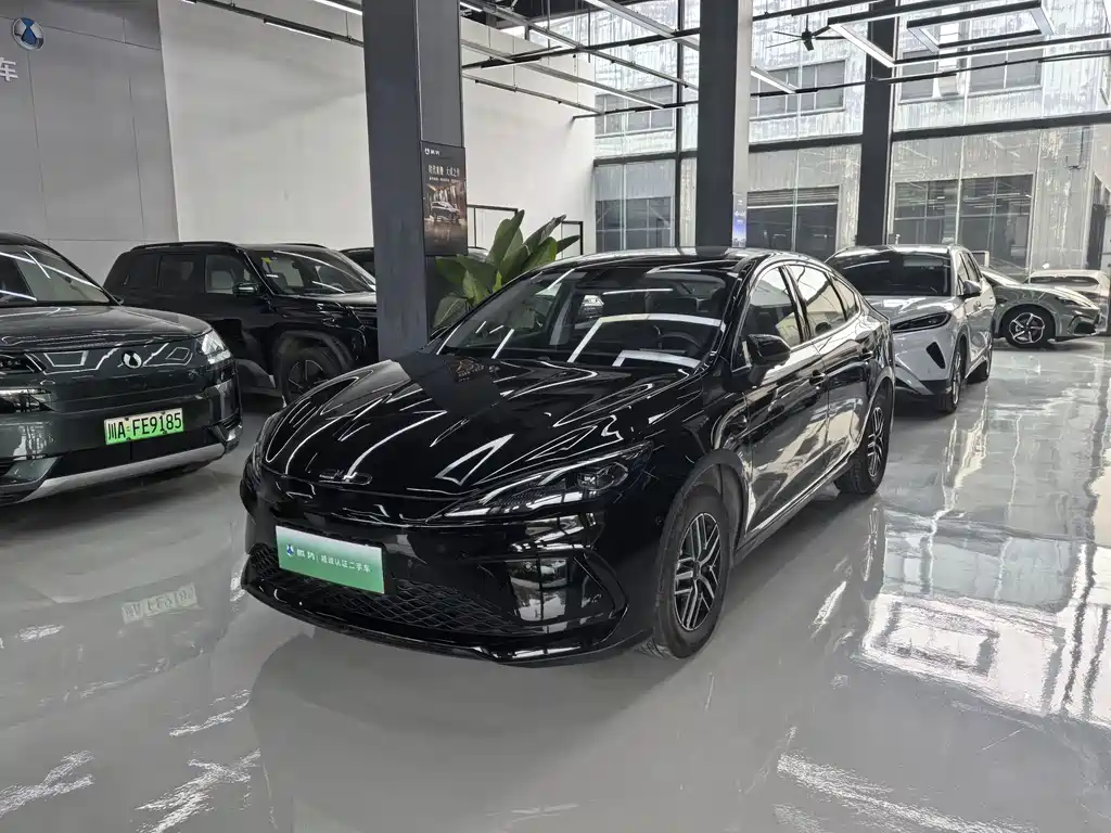 BYD Seal 05 DM-i 2025