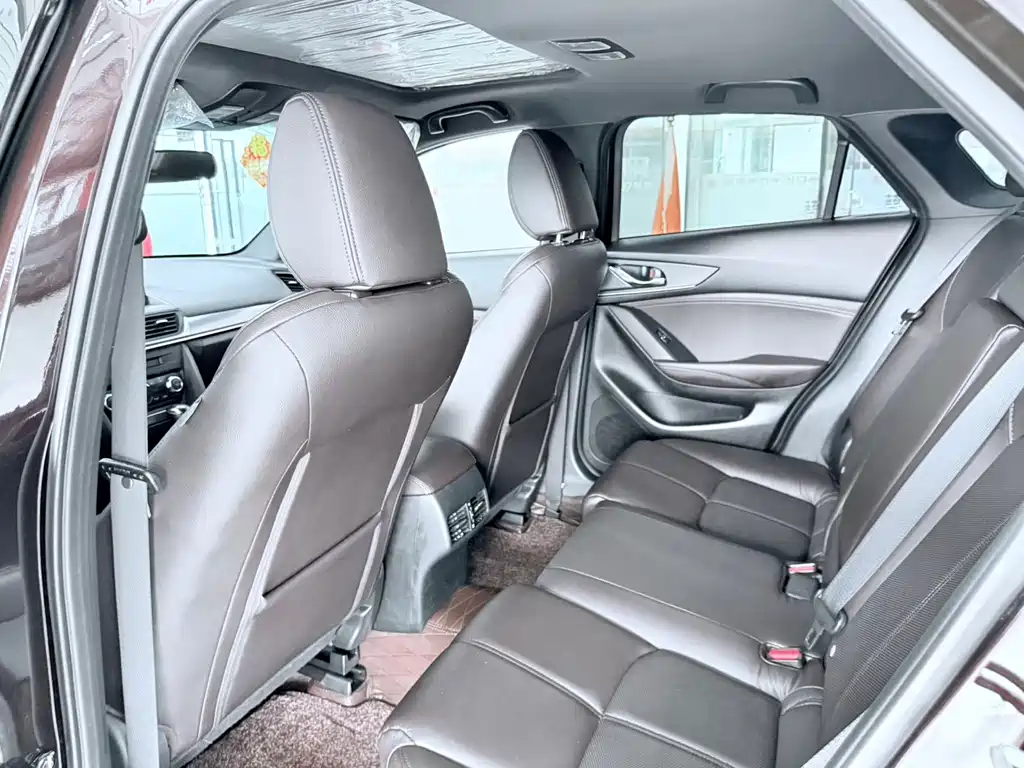 Mazda CX-4 2023