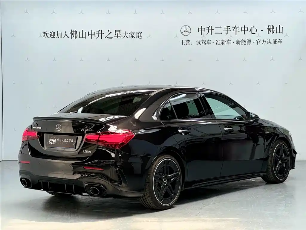 Mercedes-Benz A-Class AMG 2025 — фото 2