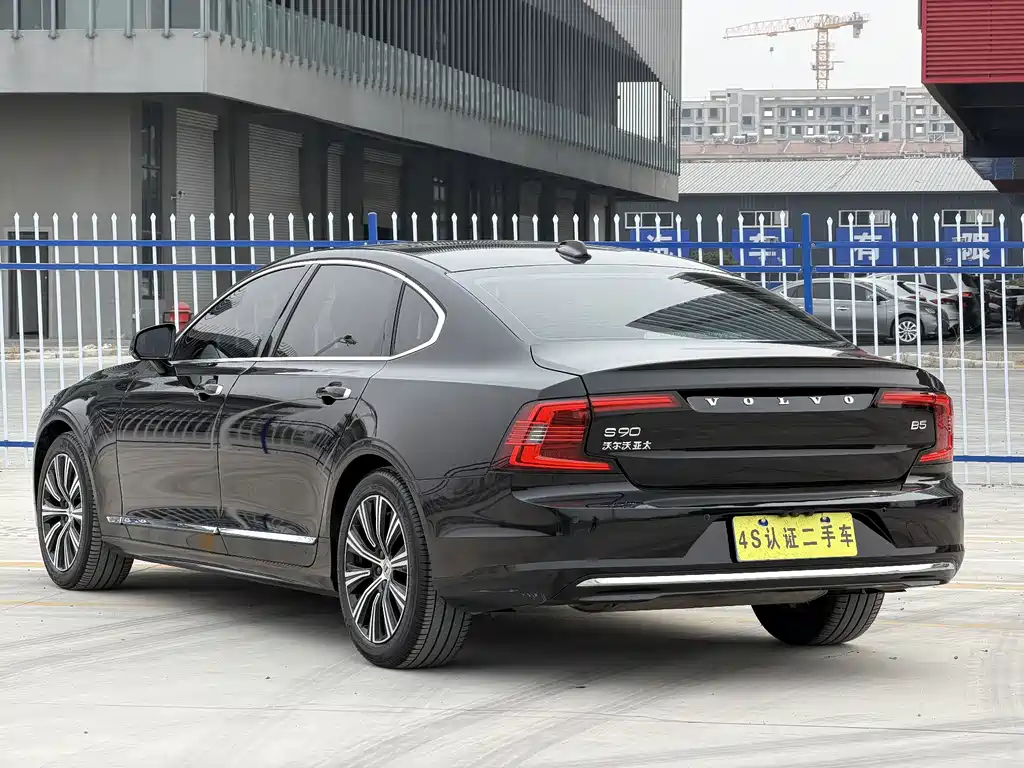 Volvo S90 2021 — фото 7