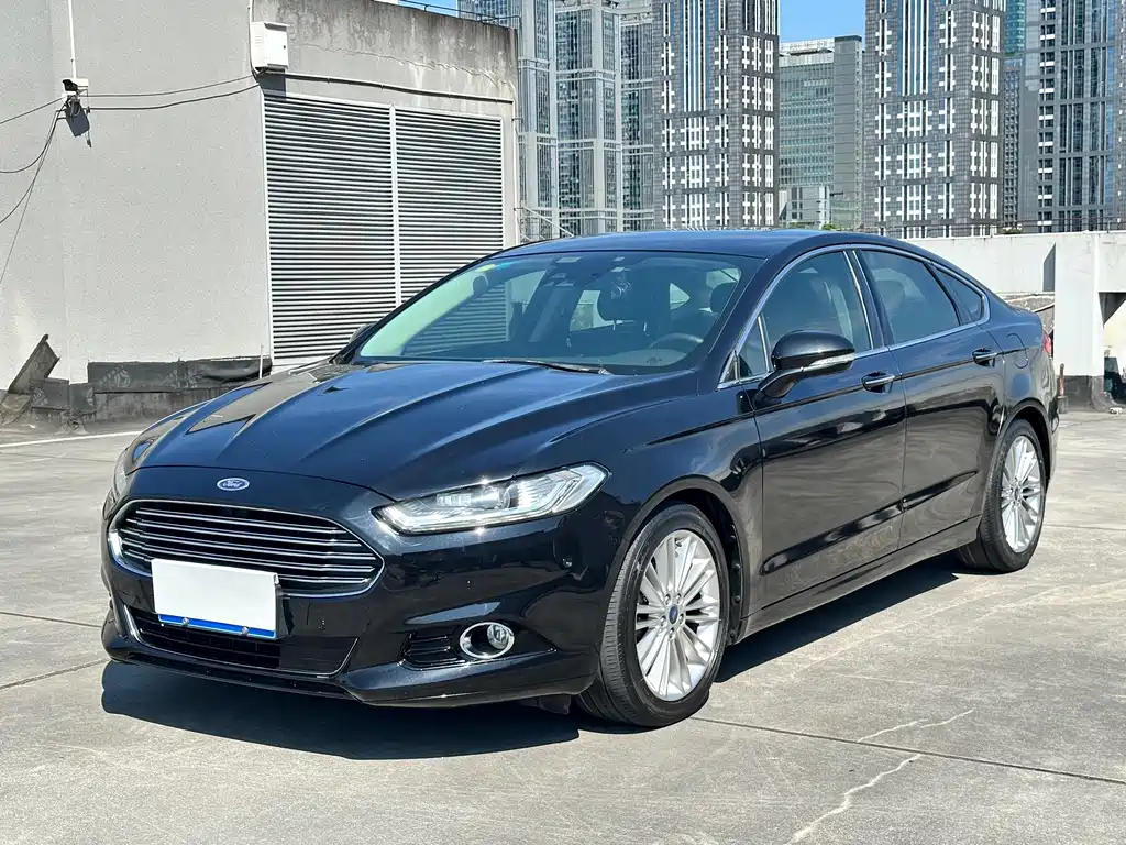 Ford Mondeo 2013 — фото 1