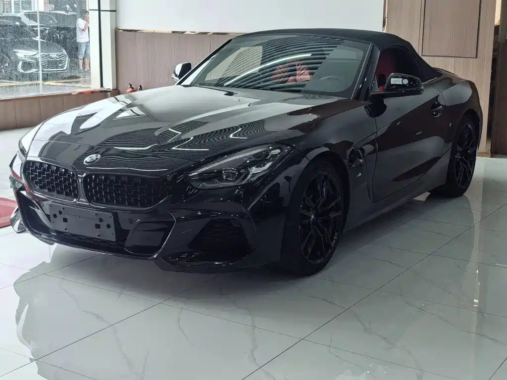 BMW Z4 2021 — фото 1