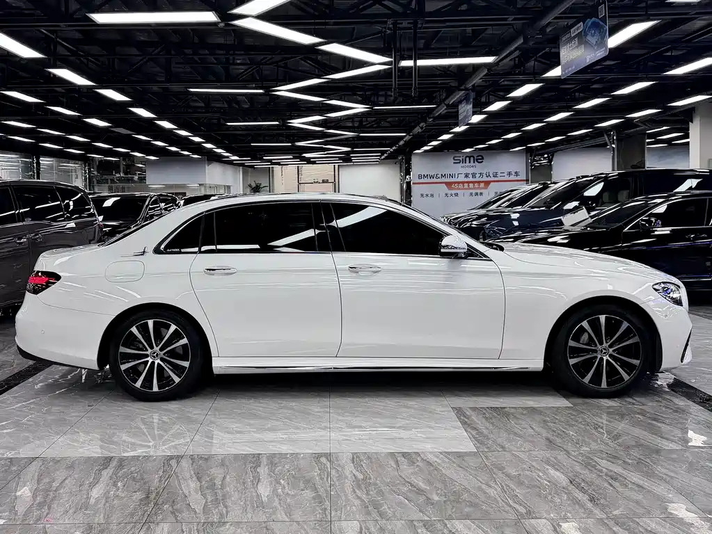 Mercedes-Benz E-Class New Energy 2022 — фото 4