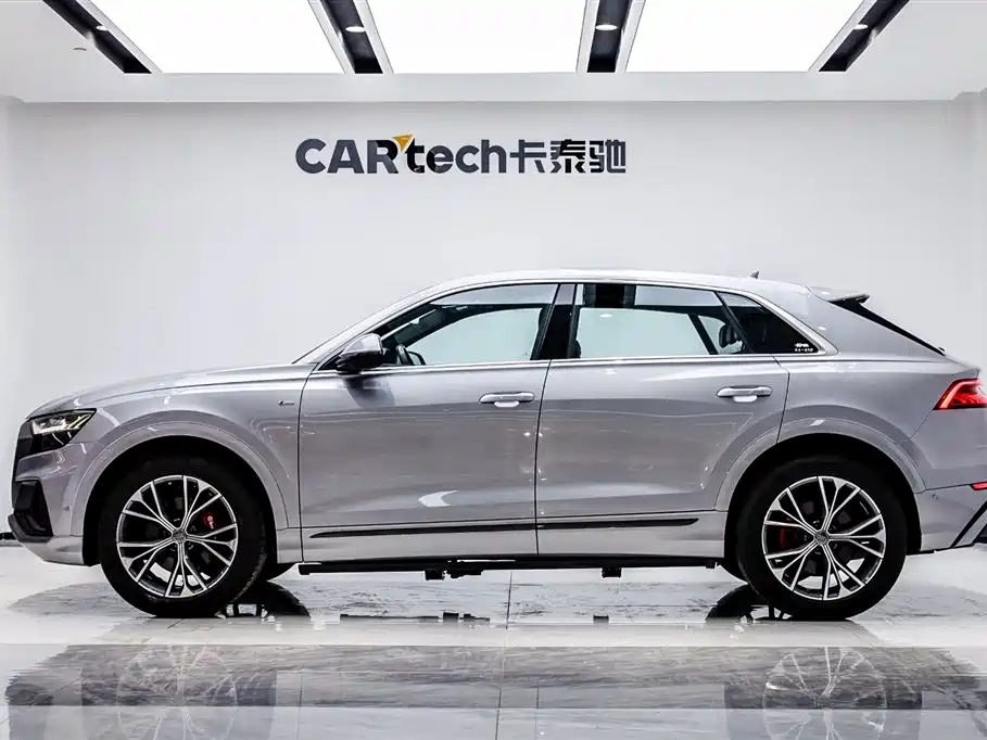 Audi Q8 2020 — фото 3