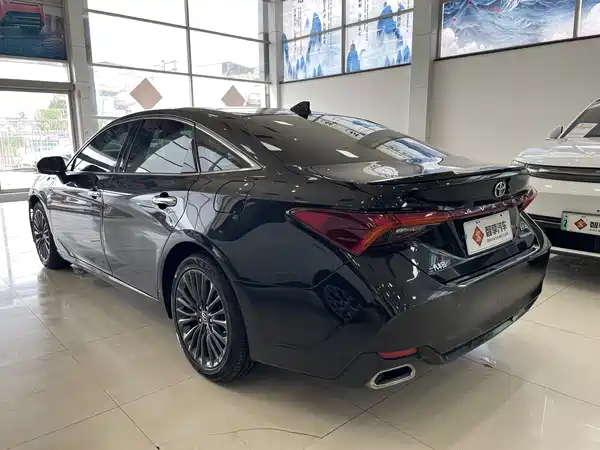 Toyota Avalon 2019