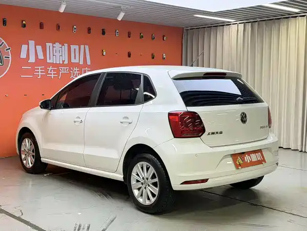 Volkswagen Polo 2015
