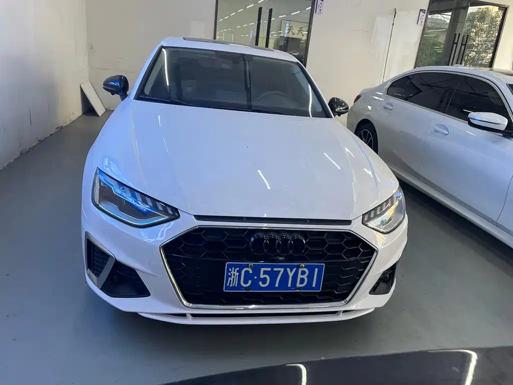 Audi A4L 2020