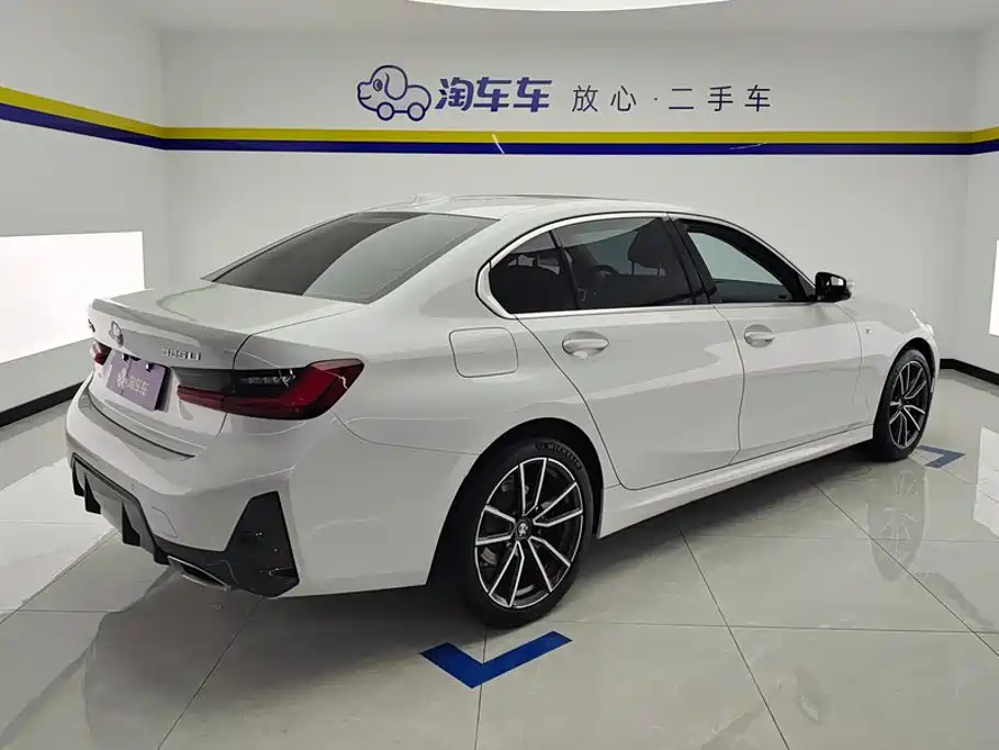 BMW 3 Series 2024