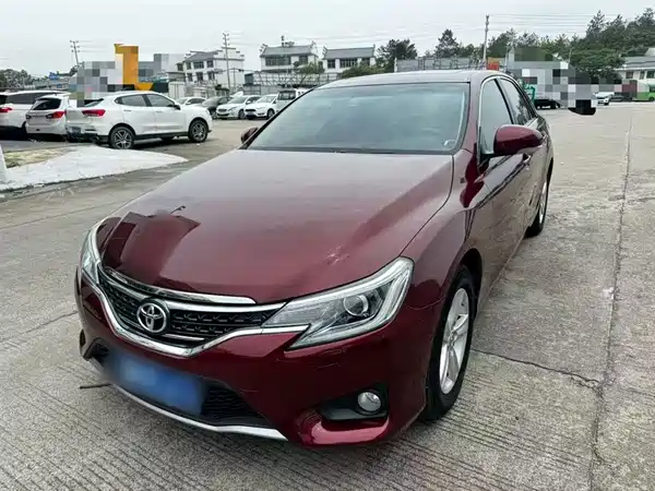Toyota Reiz 2013