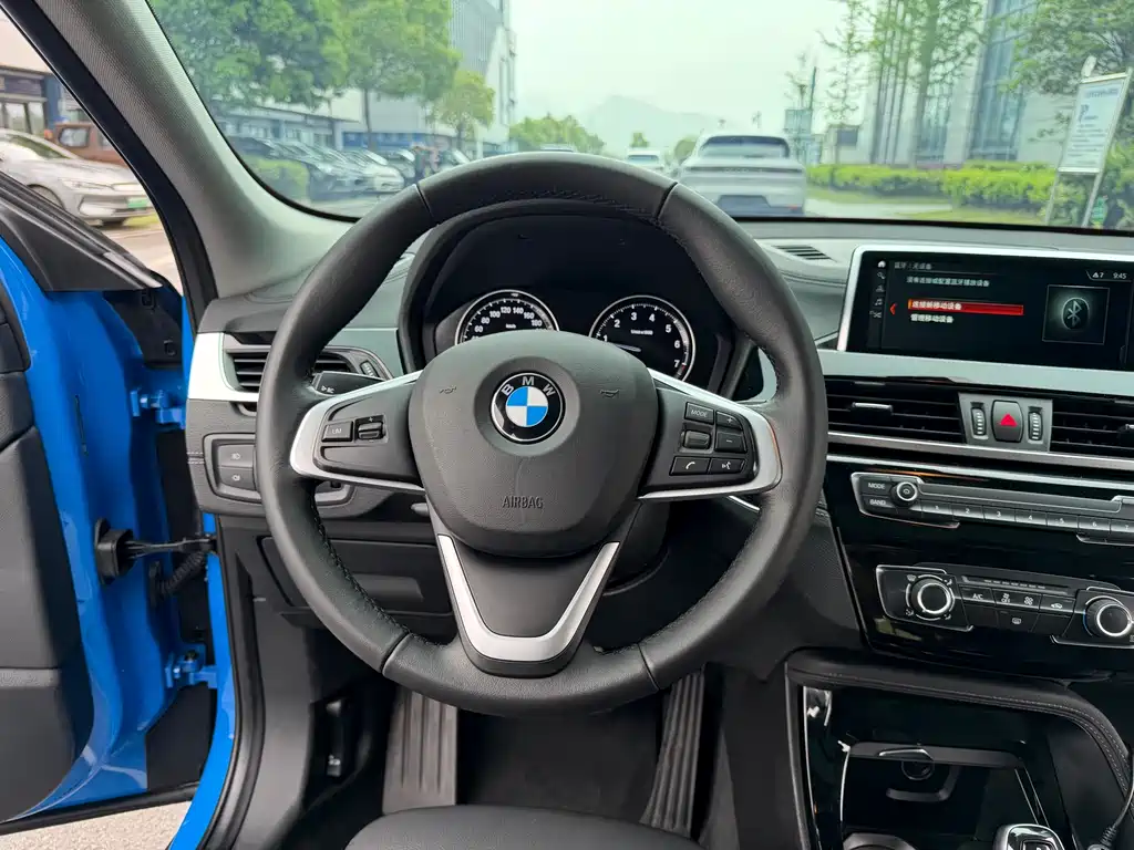 BMW X2 2019 — фото 14