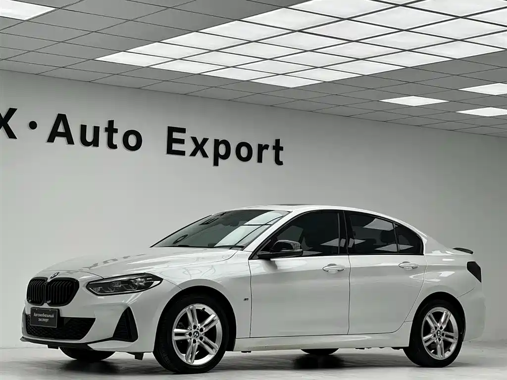 BMW 1 Series 2021