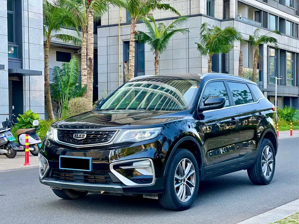 Geely Boyue 2021 — фото 1