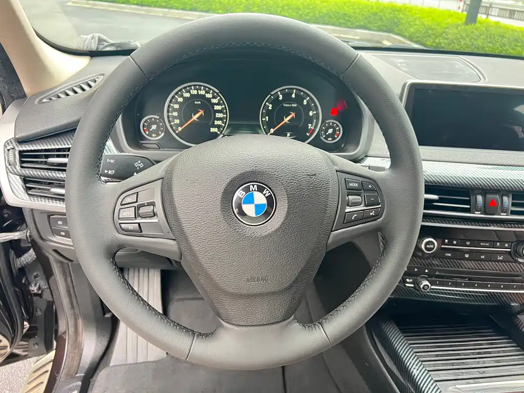 BMW X5 2019 — фото 26